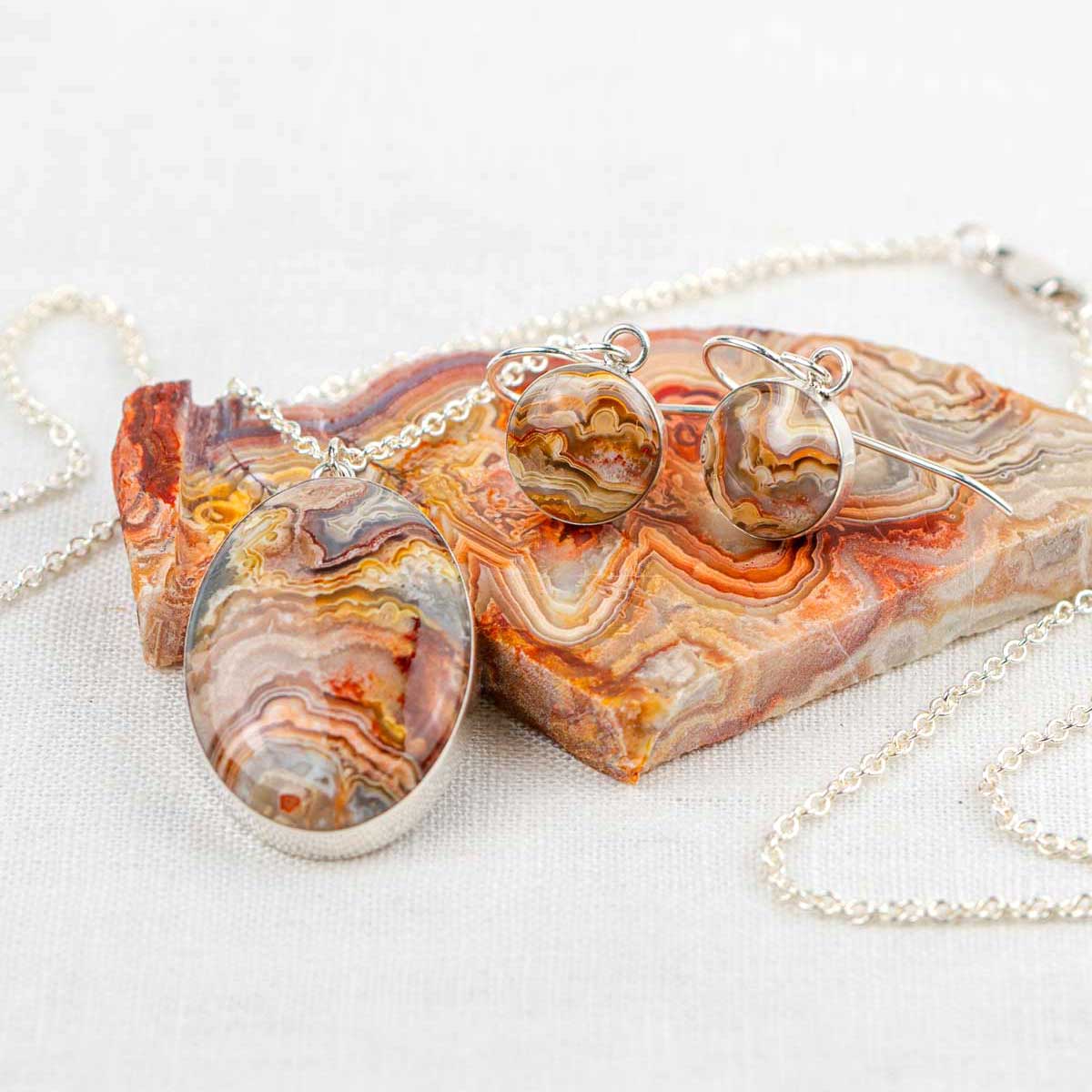 Agate → Jewelry Set for Mom