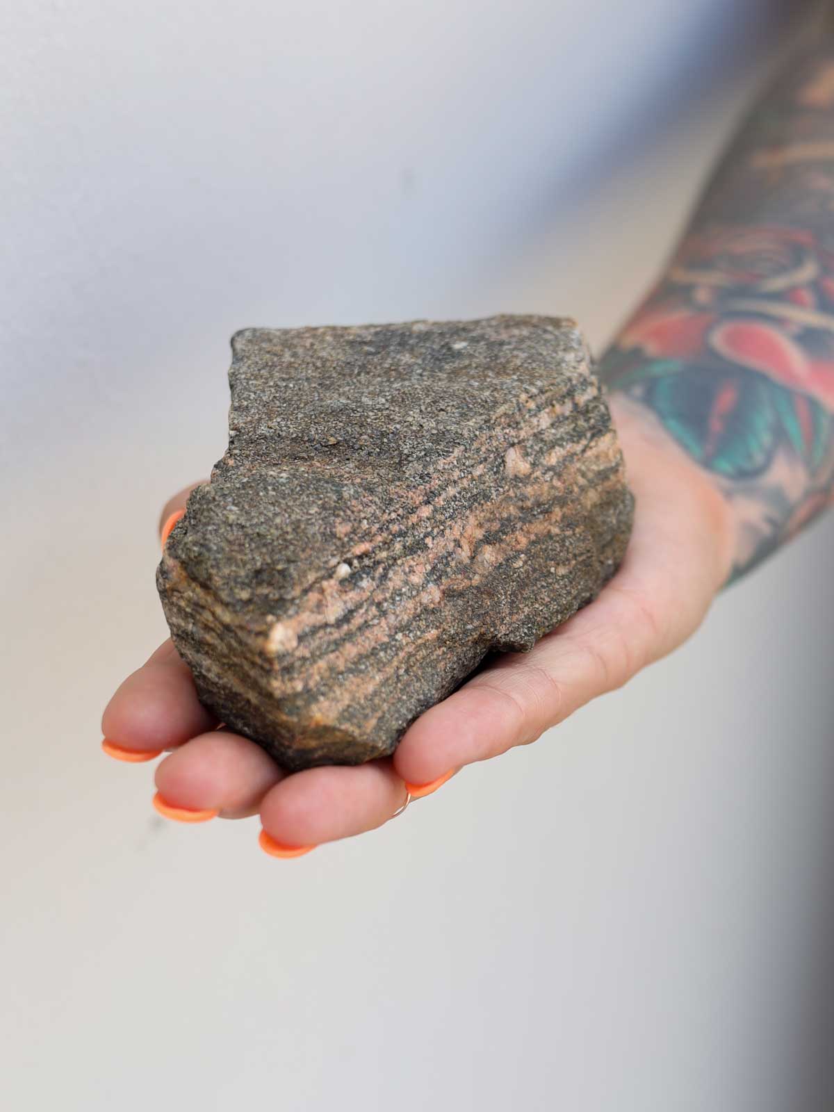 How to Pick Out a Stone to Turn Into Jewelry