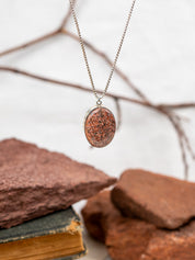 Red Rocks Sandstone Classic Lodestar Necklace | Silver