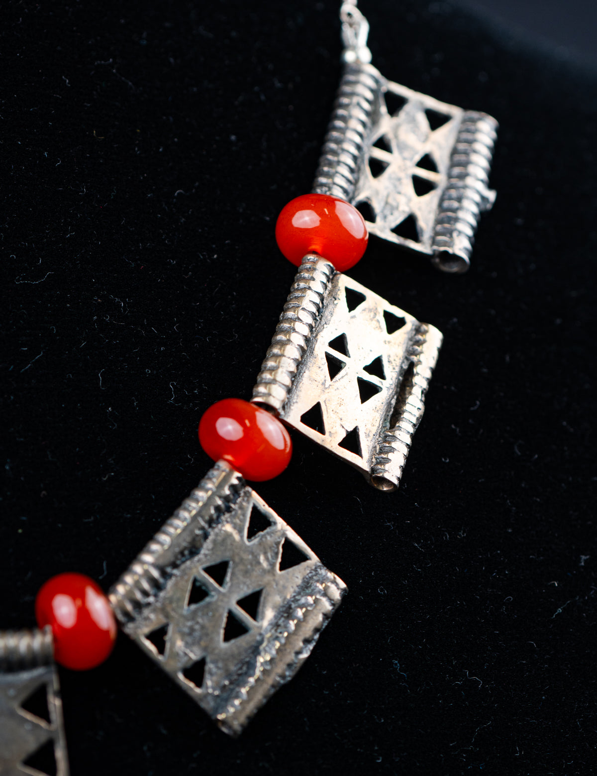 AkhaTribe_Necklace_SS_Web_1.jpg