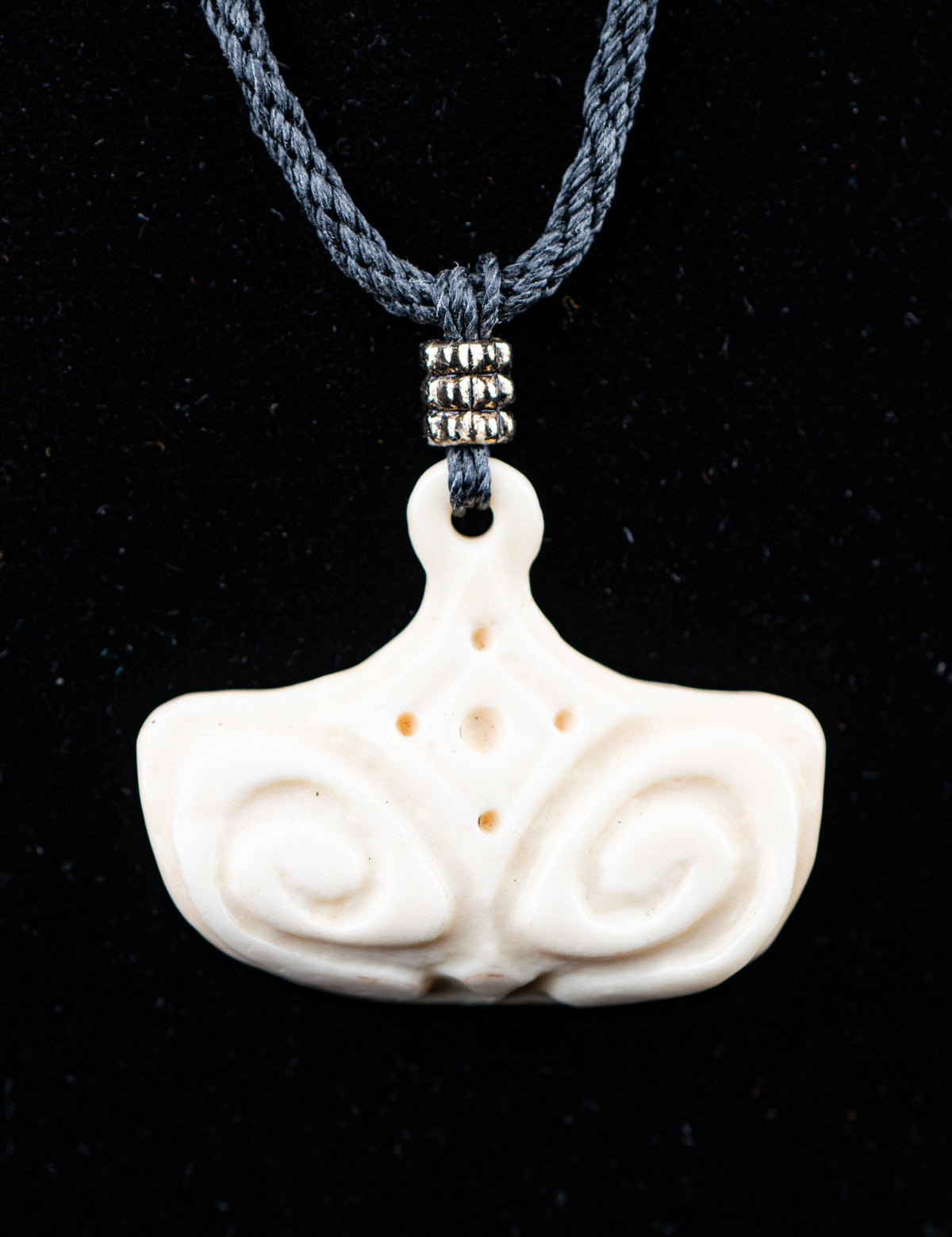 CarvedBone_Necklace_WC_Web_1.jpg