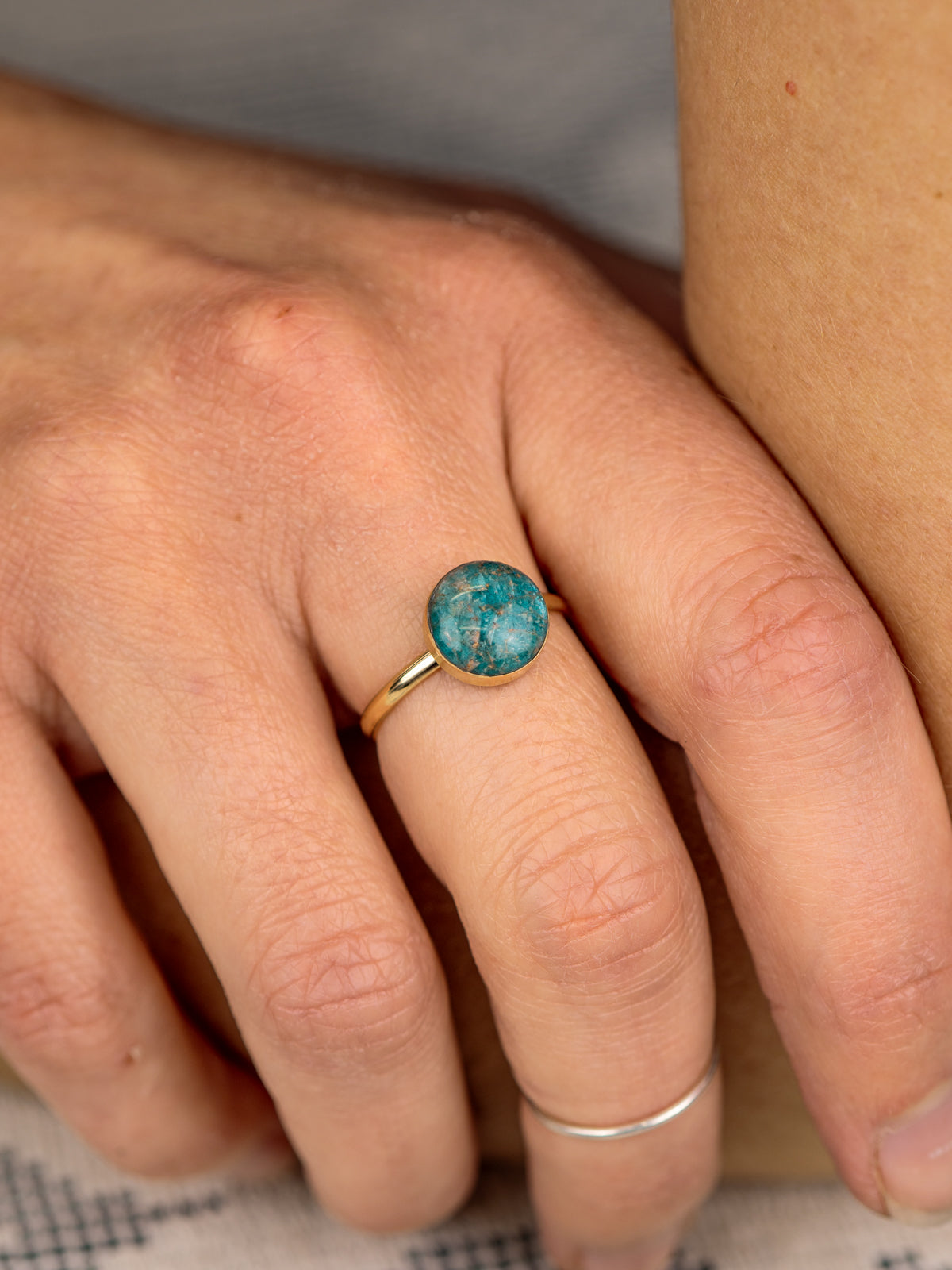 Dainty Meridian Ring with Your Stone | Free Engraving – Waystone