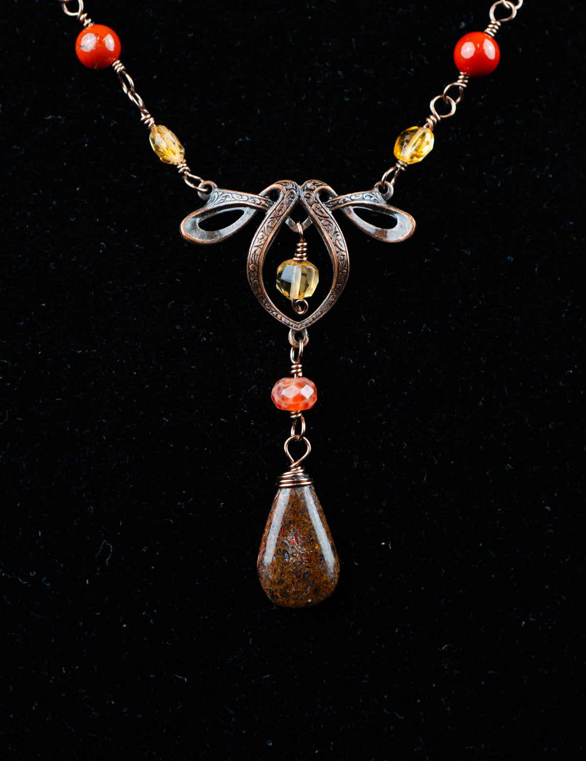 DinosaurDrop_Necklace_Web_1.jpg