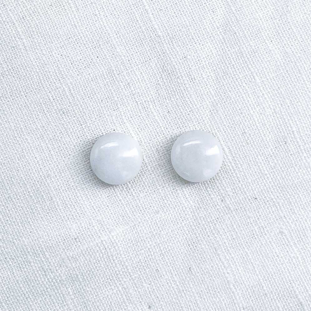 Round white marble stud earrings