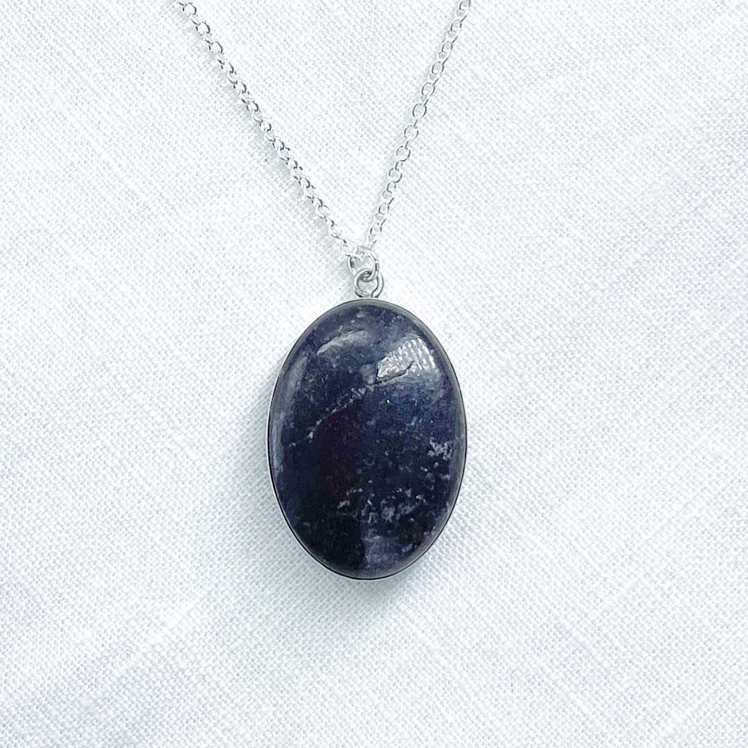 Medium Lodestar Necklace - Black Mafic Granite